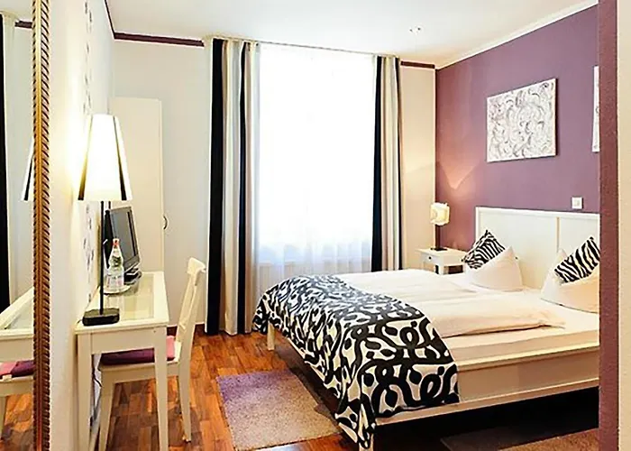 Skada Coelln Hotel 3*